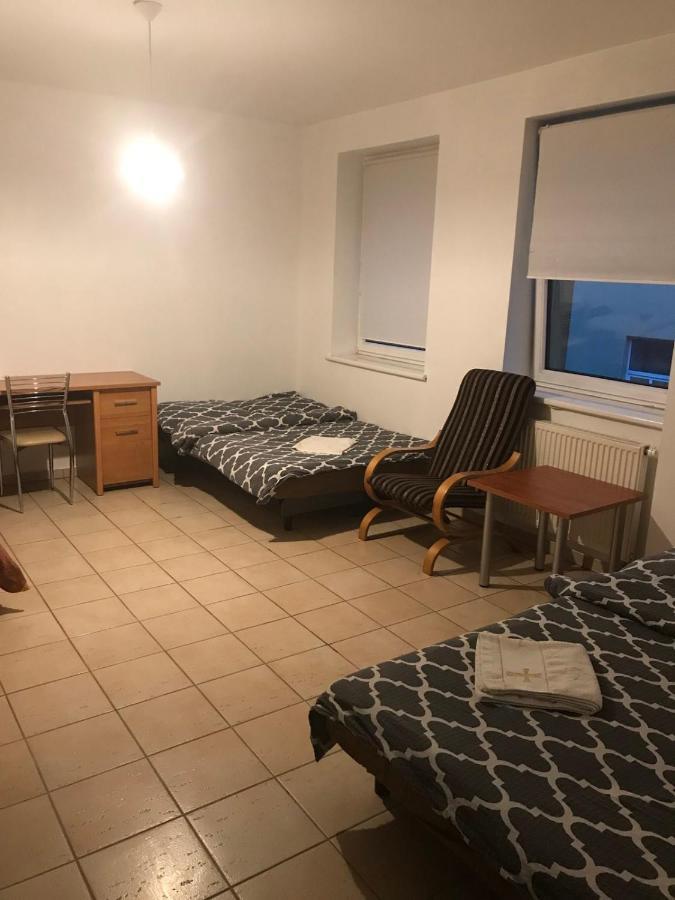 Pilgrims Place Hostel Czestochowa Bagian luar foto